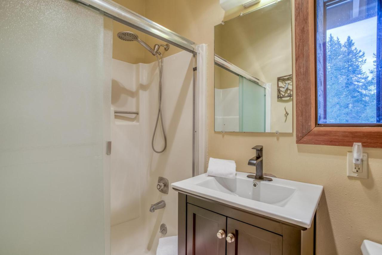 Cedar Cove Lodge Sunriver Bagian luar foto